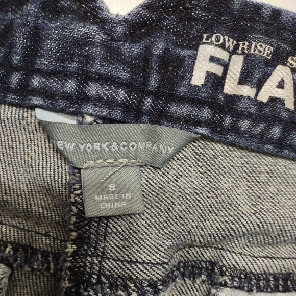 New York & Co Low Rise Flare Dark Denim Jeans, Size 8 - Picture 4 of 7